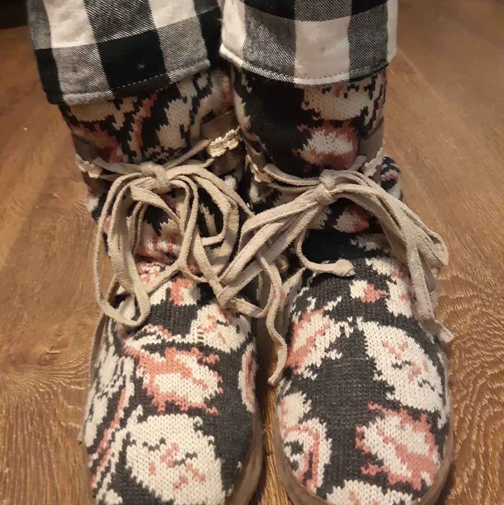 🔥Rare🔥One of kind muk luks